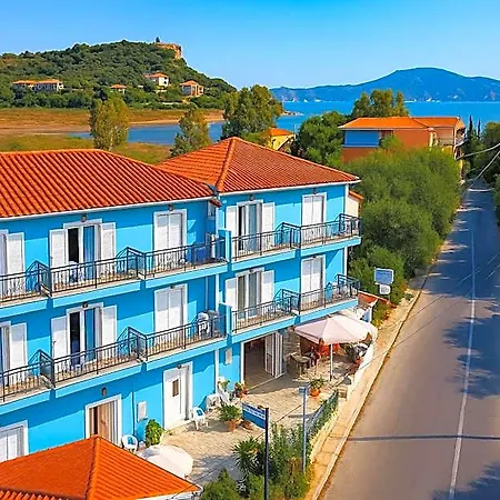 Blue Homes - Keri Summer Escape