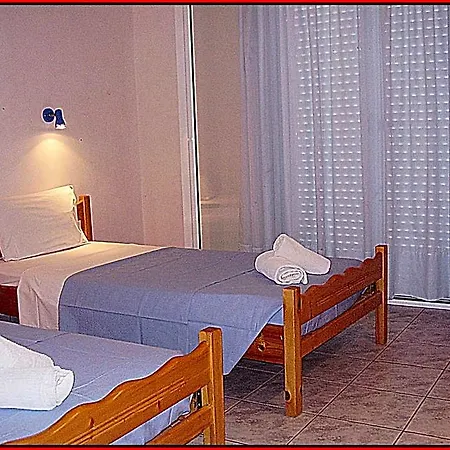 Hotel Blue Homes - Keri Summer Escape
