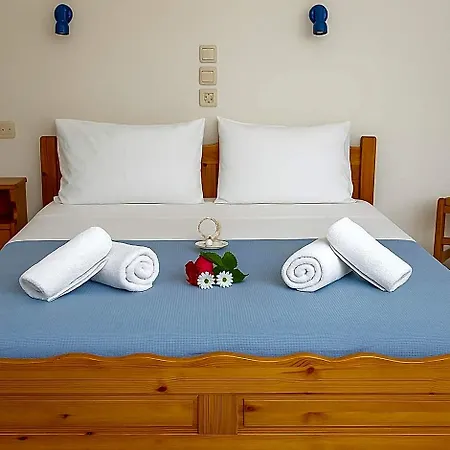 Hotel Blue Homes - Keri Summer Escape 3*